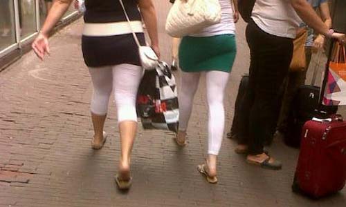 Een witte driekwartlegging...